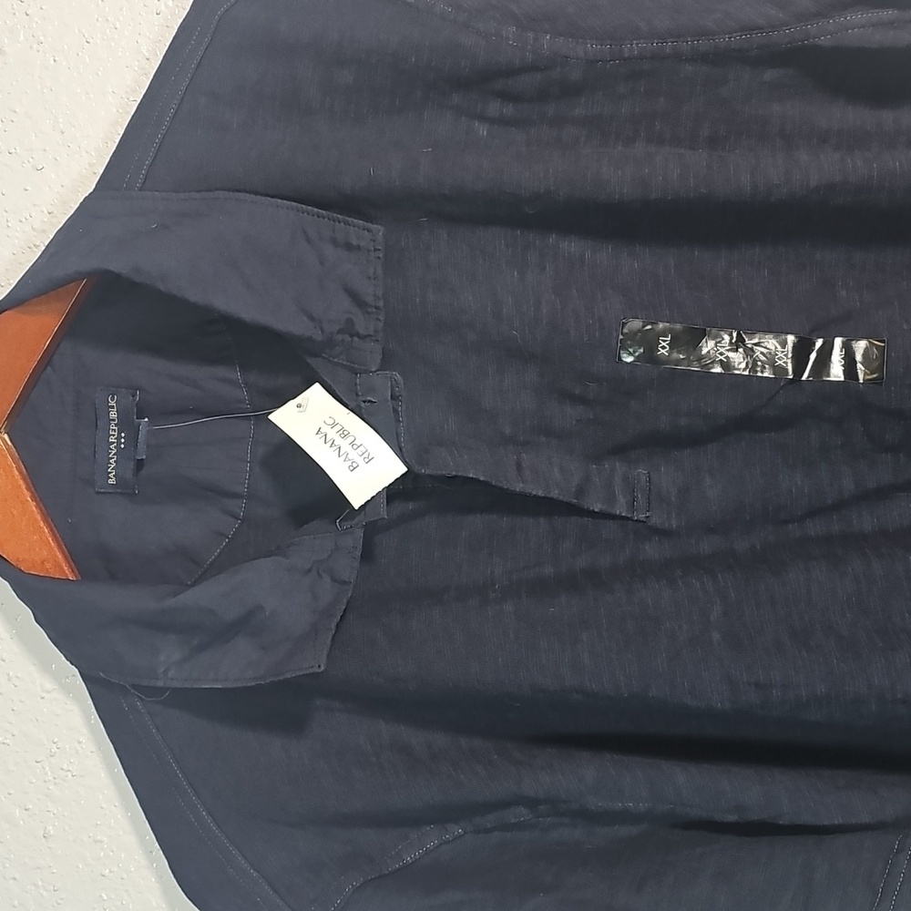 Banana Republic Dark Blue Polo Shirt. - Picture 2 of 6